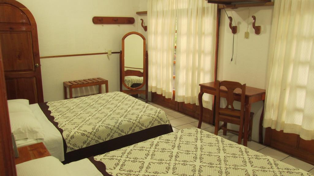 Hotel Guzman Ксилитла Екстериор снимка