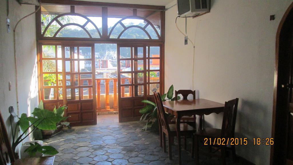 Hotel Guzman Ксилитла Екстериор снимка